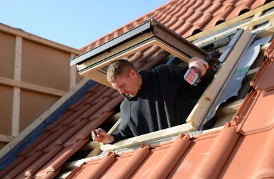 Pose de fenêtres de toit Velux à Tréguennec